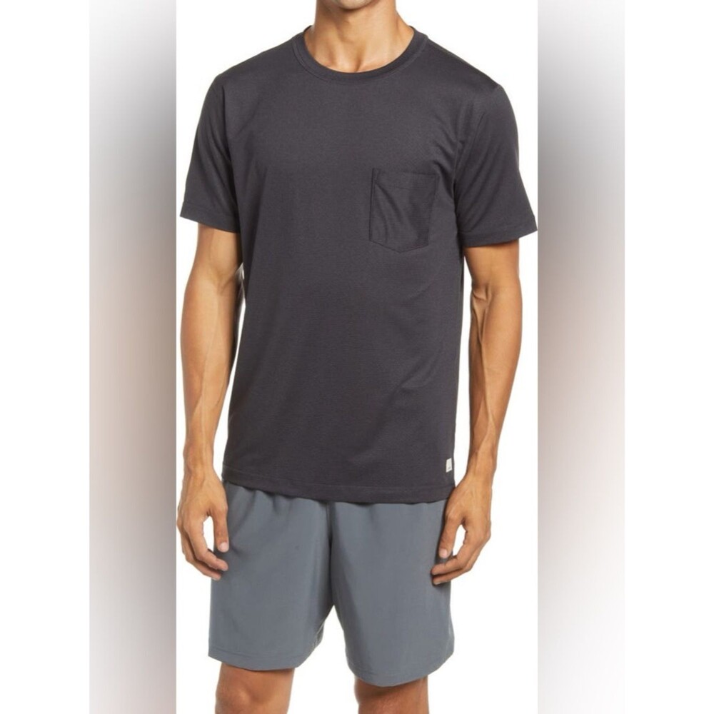 Vuori Tradewind Performance Tee in Charcoal Gray M